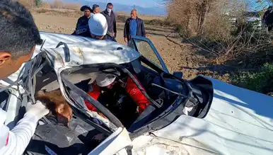 Osmaniye'de Şarampole Devrilen Otomobilde 2 Yaralı
