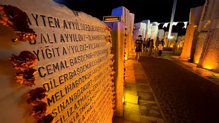 Marmara Depremi'nin 26. Yılında Anma Töreni